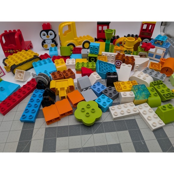 Lego Duplo Blocks Trains Vehicles Specialty Lot - Picture 9 of 10